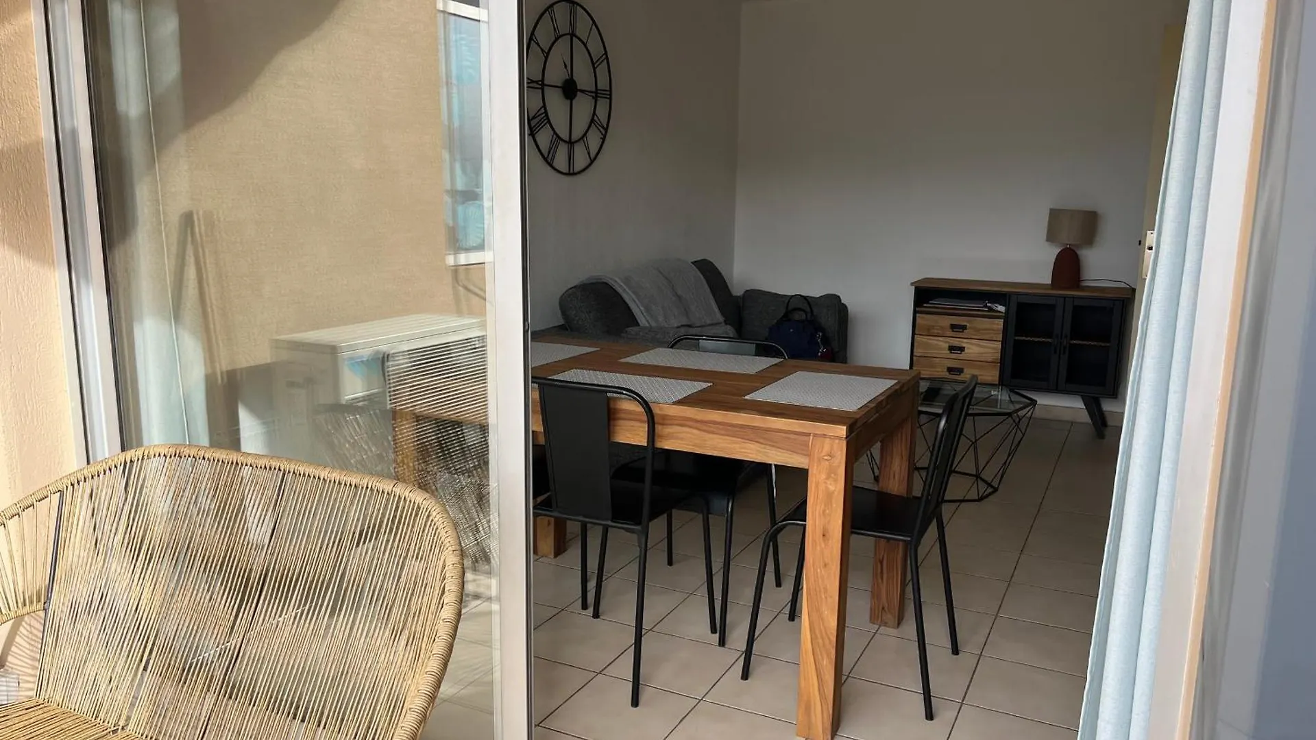 Appartement 2Pieces A Frejus Plage Avec Garage - Fr-1-466A-53