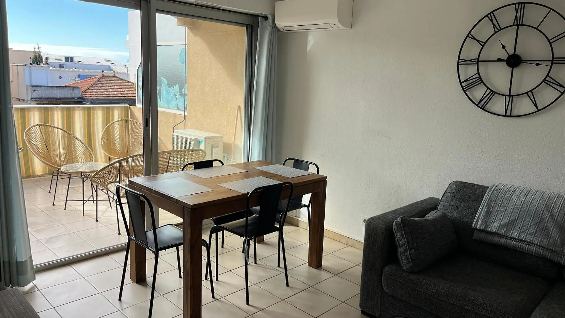 Lägenhet Appartement 2Pieces A Frejus Plage Avec Garage - Fr-1-466A-53